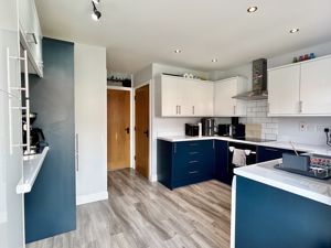 Kitchen/Diner- click for photo gallery